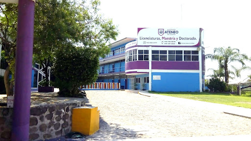Instituto Ateneo de Colima en Villa de Álvarez