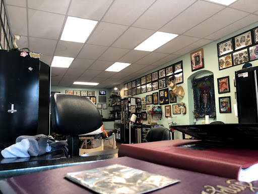 Tattoo Shop «Emerald City Tattoo & Supply», reviews and photos, 12330 Lake City Way NE, Seattle, WA 98125, USA