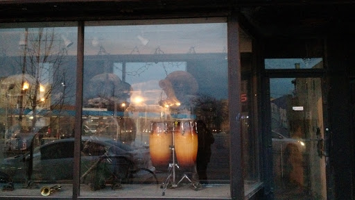 Book Store «Uncharted Books», reviews and photos, 2620 N Milwaukee Ave, Chicago, IL 60647, USA