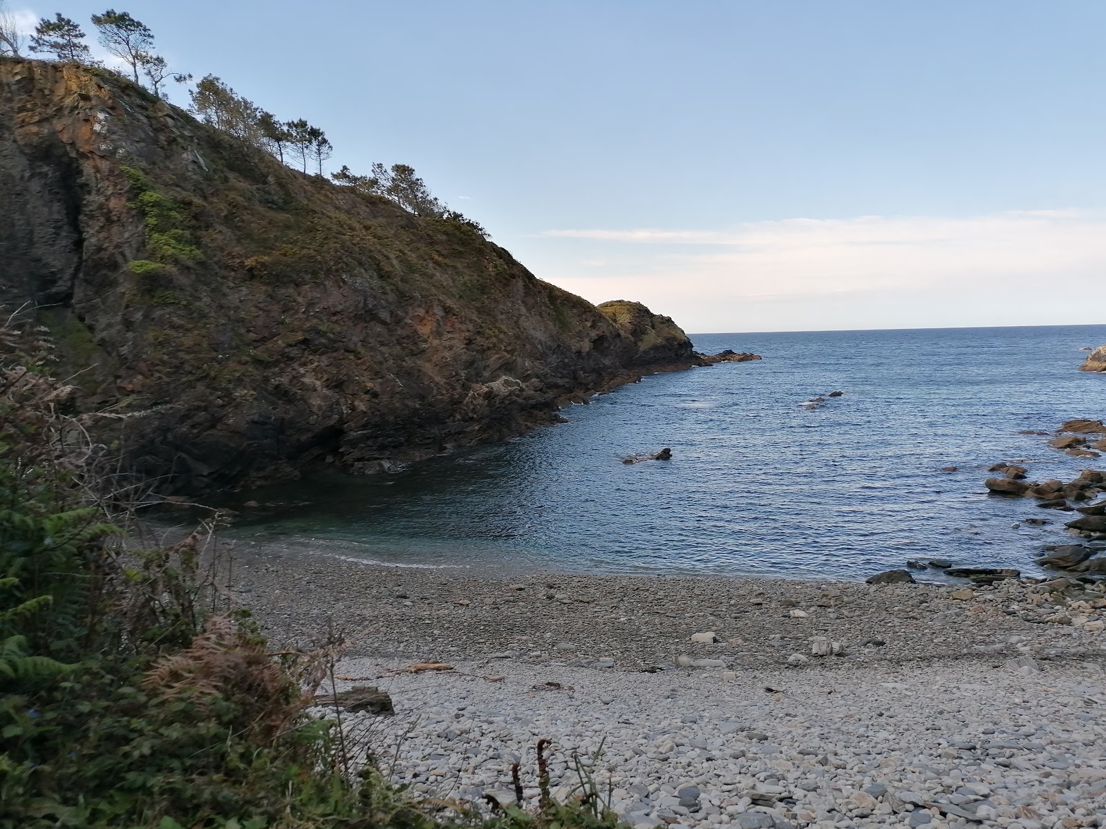 Playa de Monellos'in fotoğrafı küçük koy ile birlikte