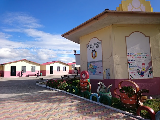 Opiniones de Escuela Municipal Capulí Loma en Loja - Escuela