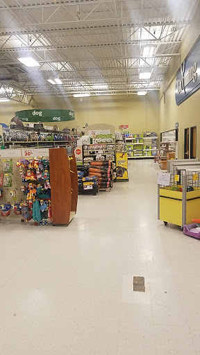 Pet Supply Store «PetSmart», reviews and photos, 3865 NY-31, Liverpool, NY 13090, USA