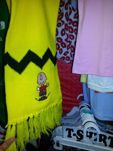 Gift Shop «Aahs The Ultimate Gift Store», reviews and photos, 3223 Wilshire Blvd, Santa Monica, CA 90403, USA