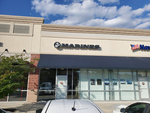 Shopping Mall «Plantation Point Shopping Center», reviews and photos, 6461 Plantation Center Dr, Raleigh, NC 27616, USA