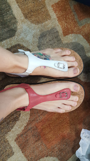 Shoe Store «SAS Shoes», reviews and photos, 215 S Hurstbourne Pkwy # 105, Louisville, KY 40222, USA