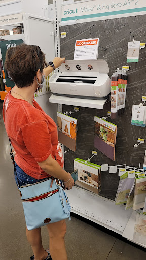 Fabric Store «Jo-Ann Fabrics and Crafts», reviews and photos, 8966 S Broadway Ave #132, Tyler, TX 75703, USA