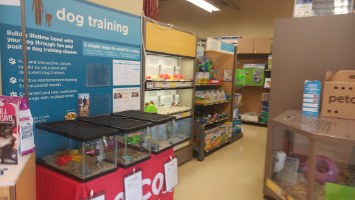Pet Supply Store «Petco Animal Supplies», reviews and photos, 4030 N MacArthur Blvd #200, Irving, TX 75038, USA