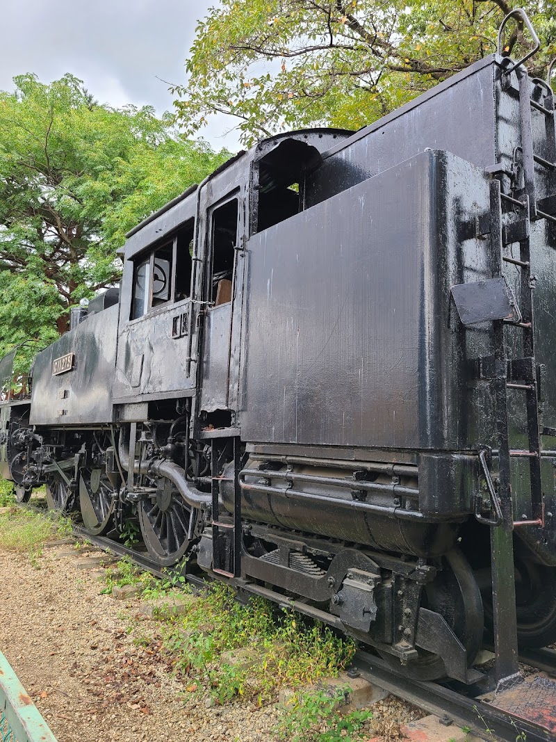 蒸気機関車C11 275号機