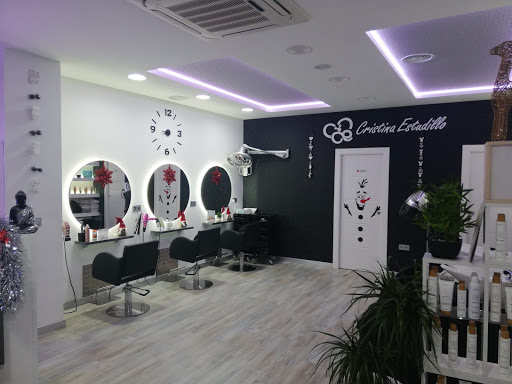 Peluquería Cristina Estudillo en Huétor Vega, Granada