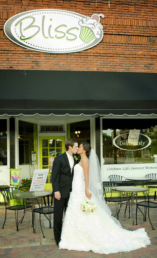 Wedding Bakery «Bliss Cake Boutique», reviews and photos, 24 Jonesboro Road, McDonough, GA 30253, USA