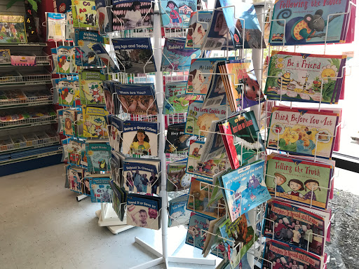 Educational Supply Store «Lakeshore Learning Store», reviews and photos, 5670 Antioch Rd, Merriam, KS 66202, USA