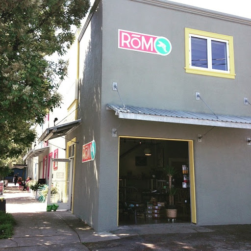 Shoe Store «RoM Shoes», reviews and photos, 7419 N Burlington Ave, Portland, OR 97203, USA