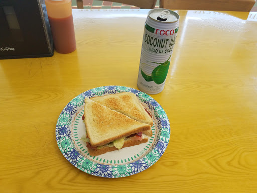 Shopping Mall «Shady Grove Shopping Center», reviews and photos, 15930 Shady Grove Rd, Gaithersburg, MD 20877, USA