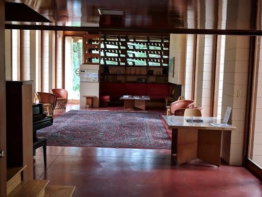 Resort «Oregon Garden», reviews and photos, 879 W Main St, Silverton, OR 97381, USA