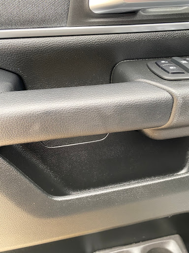 Used Car Dealer «Bluebonnet Chrysler Dodge», reviews and photos, 547 S Seguin Ave, New Braunfels, TX 78130, USA