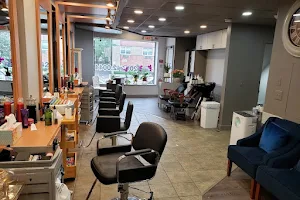 Nouvelle Vague Salon (누벨바그 헤어살롱) image