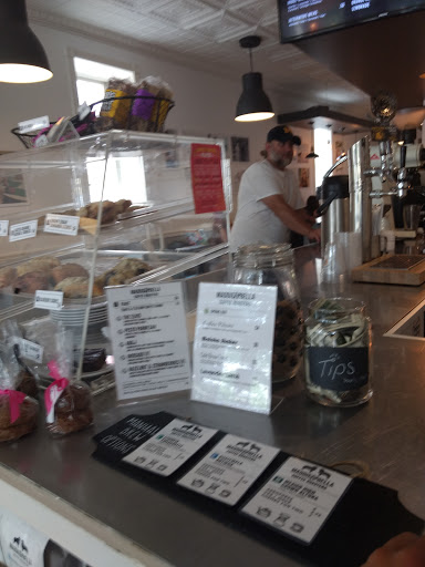 Coffee Shop «Maddie & Bella Coffee Roasters», reviews and photos, 117 Louisiana Ave, Perrysburg, OH 43551, USA