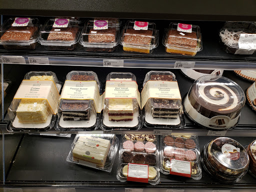 Department Store «Target», reviews and photos, 800 Broadview Village Sq, Broadview, IL 60155, USA