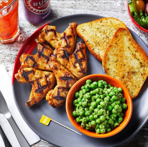 Comments and reviews of Nando's Lewisham