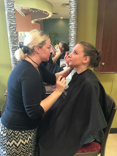 Hair Salon «Q Salon & Spa», reviews and photos, 266 E Auburn Rd, Rochester, MI 48307, USA
