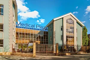 Medical Plaza - медицинский центр (частная клиника) image