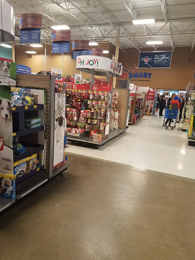 Pet Supply Store «PetSmart», reviews and photos, 355 Howe Ave, Cuyahoga Falls, OH 44221, USA