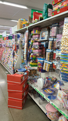 Dollar Store «Dollar Tree», reviews and photos, 7601 Evergreen Way, Everett, WA 98203, USA