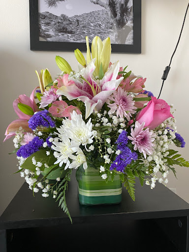 Florist «El Patito Florist», reviews and photos, 211 E Maude Ave, Sunnyvale, CA 94086, USA