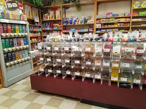 Toy Store «Toys & Candy On the Park», reviews and photos, 1271 Kingwood Dr, Kingwood, TX 77339, USA
