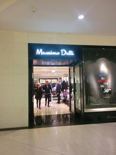 Massimo Dutti