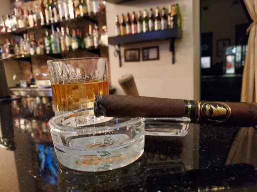 Cigar Shop «Elephant Cigars & Gifts - il regalo preferito», reviews and photos, 2801 W Expy 83, McAllen, TX 78503, USA