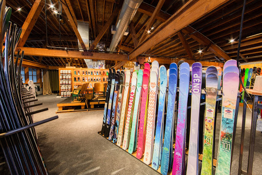 Ski Shop «evo Seattle Store», reviews and photos, 3500 Stone Way N, Seattle, WA 98103, USA