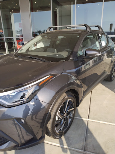 Car Dealer «Yuba City Toyota», reviews and photos, 955 Harter Pkwy, Yuba City, CA 95993, USA