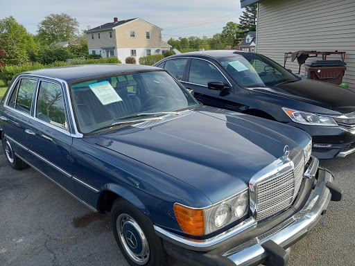 Used Car Dealer «luxury imports auto sales», reviews and photos, 7456 Burlington Pike, Florence, KY 41042, USA