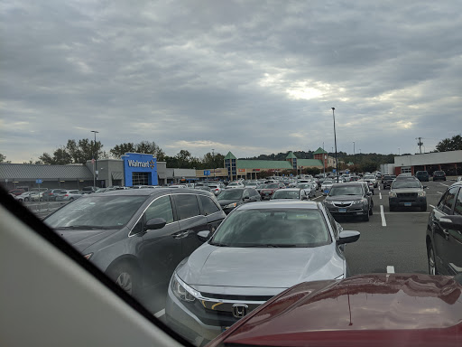 Shopping Mall «Berkshire Shopping Center», reviews and photos, 67 Newtown Rd, Danbury, CT 06810, USA