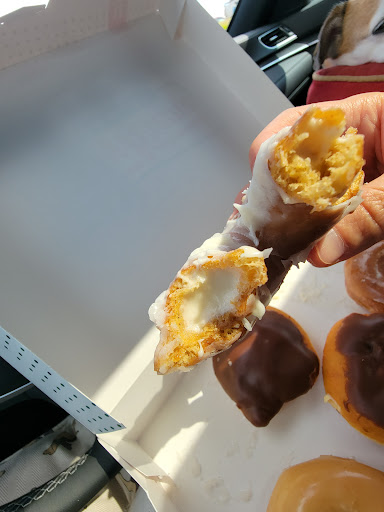 Bakery «Krispy Kreme Doughnuts», reviews and photos, 9870 Liberia Ave, Manassas, VA 20110, USA