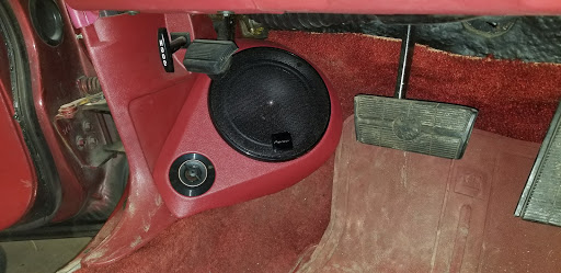 Car Stereo Store «WOW Electronics», reviews and photos, 21165 Gratiot Ave, Eastpointe, MI 48021, USA