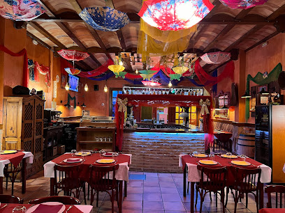 Indian Khan´s Restaurant - C. Labradores, 5, 26005 Logroño, La Rioja, Spain
