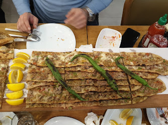 BORAN ETLİ EKMEK