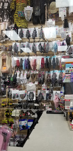 Beauty Supply Store «Sammy Hair & Beauty Supply», reviews and photos, 10942 Hamilton Ave, Cincinnati, OH 45231, USA