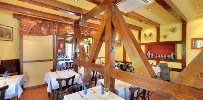 Atmosphère du Restaurant de spécialités alsaciennes Ce Cher Hans à Vendenheim - n°11