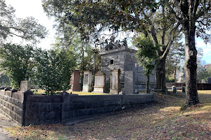 Oakdale Cemetery