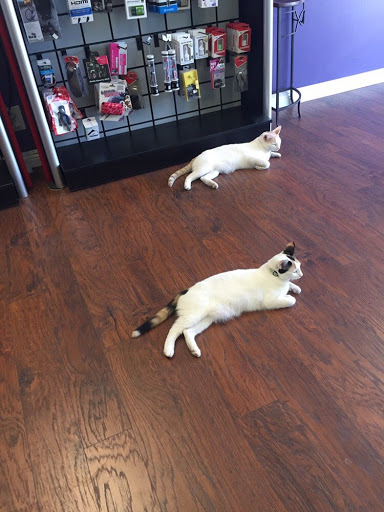 Cell Phone Store «8G Wireless», reviews and photos, 10133 Rosecrans Ave, Bellflower, CA 90706, USA