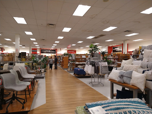 Department Store «T.J. Maxx», reviews and photos, 12387 Limonite Ave, Mira Loma, CA 91752, USA