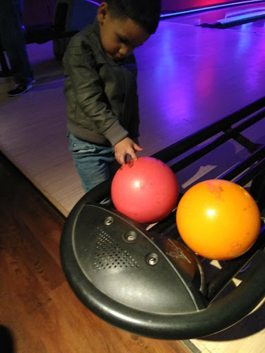 Bowling Alley «AMF Babylon Lanes», reviews and photos, 430 Sunrise Hwy, West Babylon, NY 11704, USA