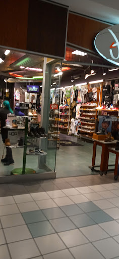 Shopping Mall «Westland Shopping Center», reviews and photos, 35000 Warren Rd, Westland, MI 48185, USA