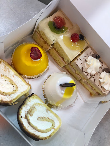 Bakery «Classic Bakery», reviews and photos, 18503 N Frederick Ave, Gaithersburg, MD 20879, USA