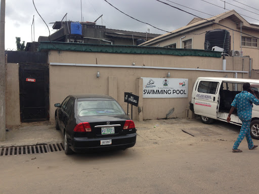 Crawford Swimming School (Head Office), 3 Andoyi St, Onike 100001, Lagos, Nigeria, Driving School, state Ogun