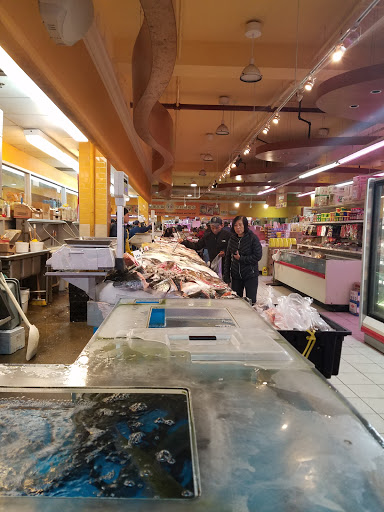 Asian Grocery Store «IOG Supermarket», reviews and photos, 19525 69th Ave, Fresh Meadows, NY 11365, USA