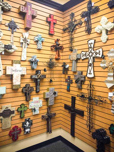 Christian Book Store «Mardel Christian & Education», reviews and photos, 3132 East 51st Street South A, Tulsa, OK 74105, USA